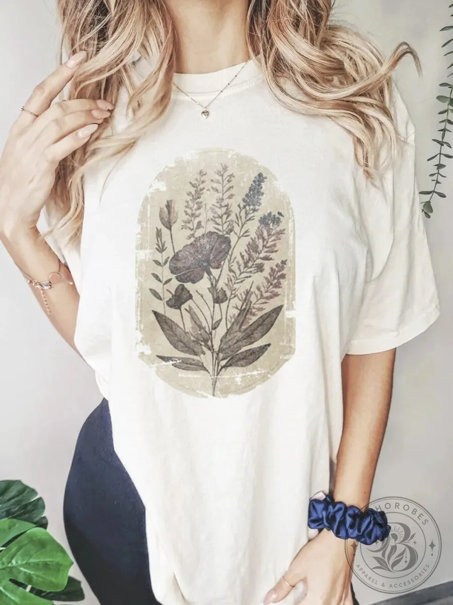 Vintage Botanical Wildflower Bouquet Graphic Cream T-Shirt